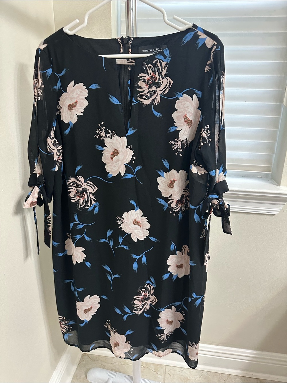 Black Floral Tie-Sleeve Midi Dress with Pink & Blue Blooms, Truth & Fable, XL